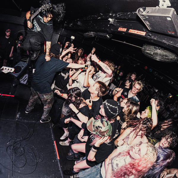 ASTHELIFELEAVESYOUREYES